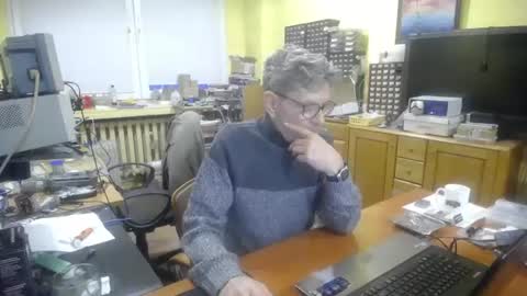 Snapshot of korek24hot chatting on November 26, 2:51 pm Korek online show from November 26, 2:51 pm