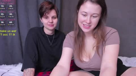 Snapshot of kortney_williams chatting on December 22, 4:06 pm Twiix online show from December 22, 4:06 pm