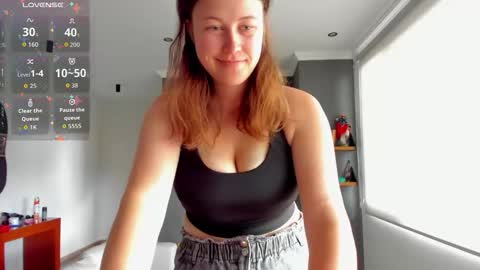 Snapshot of kortney_williams chatting on November 3, 5:03 pm Twiix online show from November 3, 5:03 pm