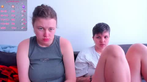 Snapshot of kortney_williams chatting on May 17, 4:14 pm Twiix online show from May 17, 4:14 pm