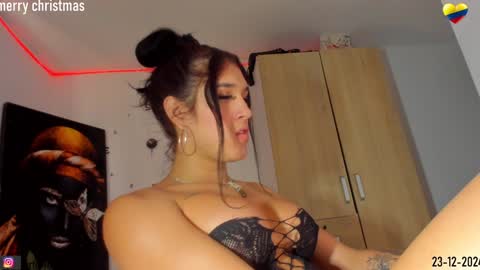 Kortneyhills - Aries online show from December 24, 5:55 pm