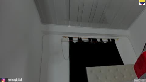 Kortneyhills - Aries online show from September 26, 12:03 am