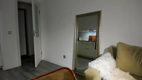 kossie_ online show from November 28, 11:29 pm