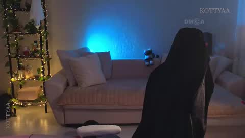 Snapshot of kottyaa_ch chatting on November 6, 7:37 pm Kottyaa cb FOLLOWING online show from November 6, 7:37 pm