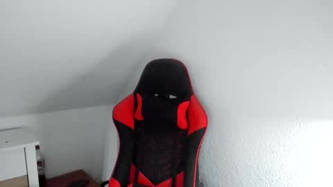 Snapshot of kozik1992 chatting on October 21, 6:03 am Bartek online show from October 21, 6:03 am