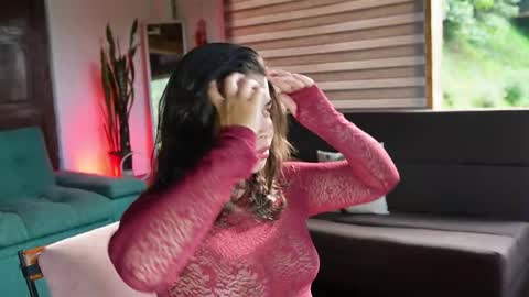 kozzy_ online show from March 1, 9:39 pm