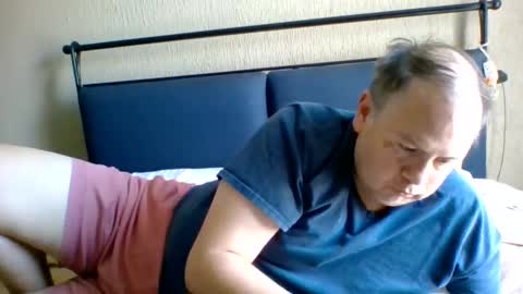 kp_101 online show from April 2, 7:00 pm