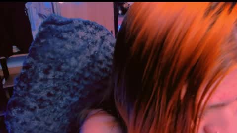 Khloe online show from April 21, 2:51 am