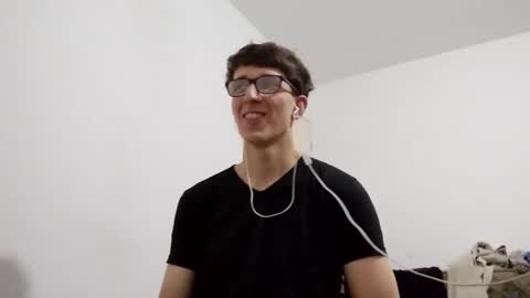 Facu online show from December 24, 8:33 am