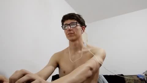 Facu online show from December 27, 7:14 pm