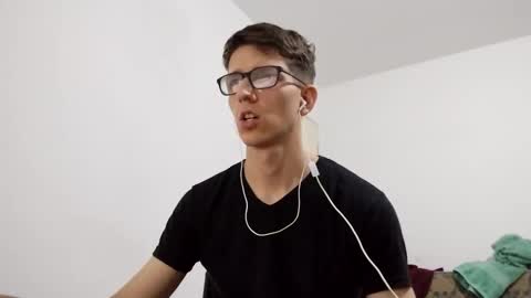 Facu online show from January 20, 1:39 am