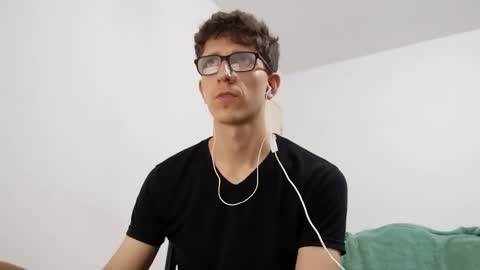 Facu online show from February 27, 10:15 am