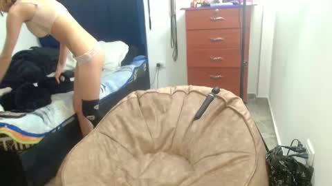 kratos_and_afrodita online show from September 26, 11:09 pm