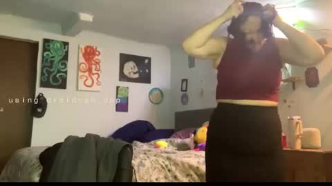 kreamyk420 online show from May 4, 2:02 pm