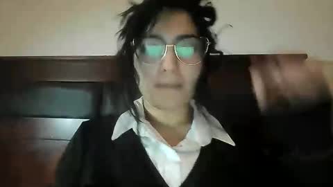 Snapshot of kreepyh0e_ chatting on June 8, 10:21 pm kreepyh0e_ online show from June 8, 10:21 pm
