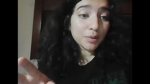 Snapshot of kreepyh0e_ chatting on June 11, 2:53 am kreepyh0e_ online show from June 11, 2:53 am