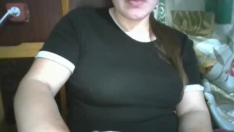 Snapshot of kriiisss1876 chatting on November 28, 8:22 pm kriiisss1876 online show from November 28, 8:22 pm