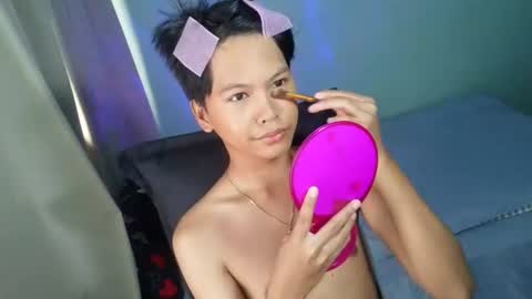 krimpie_xx online show from July 10, 2:38 am