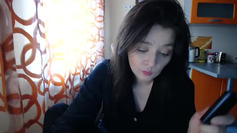 Snapshot of kris_again chatting on March 4, 8:20 am Kris online show from March 4, 8:20 am