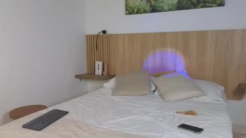 kriss online show from October 20, 2:01 am