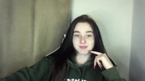 Kris online show from February 18, 3:08 pm