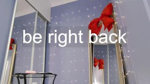 kriskras__ online show from April 15, 5:25 am