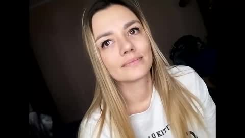 KrissSexi online show from December 17, 8:45 am