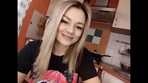 KrissSexi online show from February 17, 5:47 am