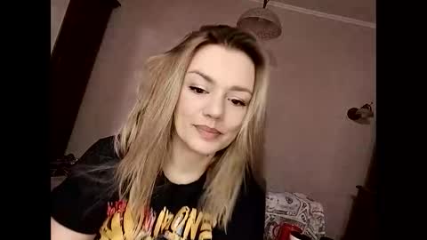 KrissSexi online show from February 26, 5:53 am