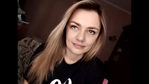 KrissSexi online show from March 6, 5:24 am