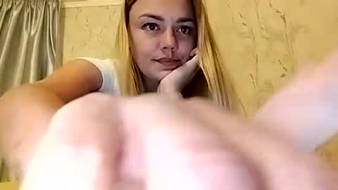 KrissSexi online show from September 25, 6:55 pm