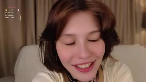 Snapshot of krissyhei chatting on September 15, 1:05 am Sarah online show from September 15, 1:05 am