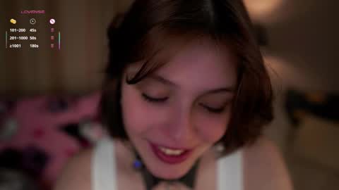 Snapshot of krissyhei chatting on October 2, 1:34 am Sarah online show from October 2, 1:34 am