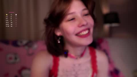 Snapshot of krissyhei chatting on October 11, 1:27 am Sarah online show from October 11, 1:27 am