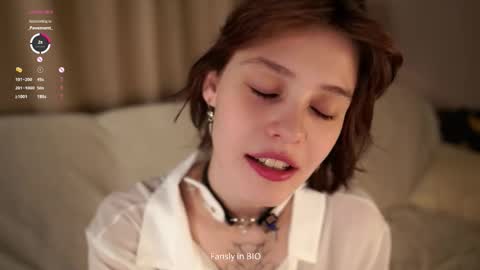 Snapshot of krissyhei chatting on October 18, 1:08 am Sarah online show from October 18, 1:08 am