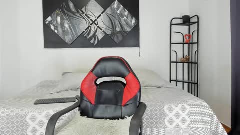 Snapshot of krissyyts chatting on January 25, 6:02 pm Andrea online show from January 25, 6:02 pm