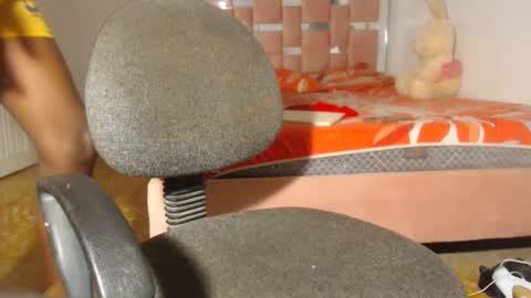 kristal_cox2 online show from December 21, 11:22 am