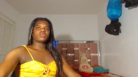 kristal_cox2 online show from February 16, 10:21 am