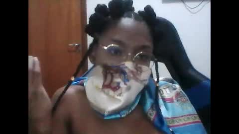 Snapshot of kristallvfs chatting on January 21, 5:38 am kristallvfs online show from January 21, 5:38 am