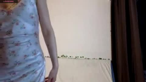 kristandaty online show from April 19, 4:50 pm