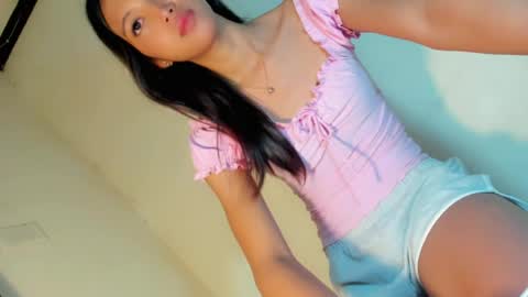Snapshot of kristell_doll chatting on July 26, 2:31 am Kristel online show from July 26, 2:31 am
