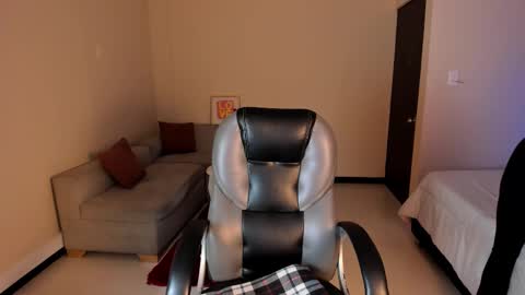 Sophia online show from February 23, 8:39 pm