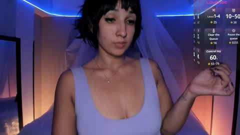 Snapshot of kristen_kassi chatting on October 8, 10:46 am Kristen online show from October 8, 10:46 am