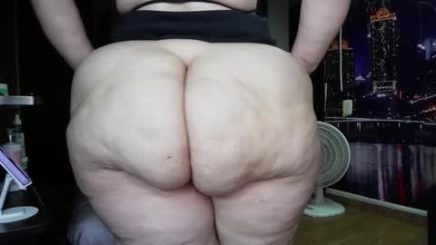 Snapshot of kristenhill1 chatting on September 13, 2:55 am Kristen online show from September 13, 2:55 am