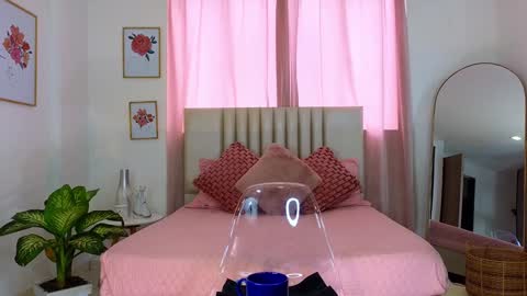 Kris online show from December 14, 1:59 pm