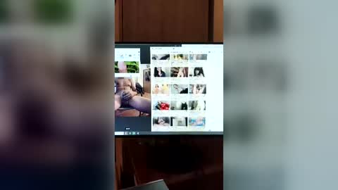 Snapshot of kristiann99999 chatting on July 29, 10:57 am kristiann99999 online show from July 29, 10:57 am