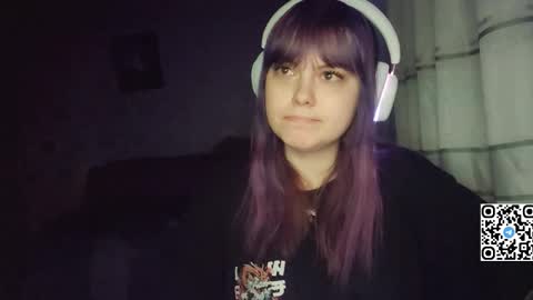 Christie online show from February 15, 8:05 pm