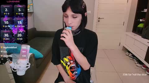 Snapshot of kristinaholland chatting on December 15, 8:04 pm kristina online show from December 15, 8:04 pm