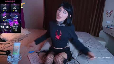 Snapshot of kristinaholland chatting on December 23, 9:18 pm kristina online show from December 23, 9:18 pm