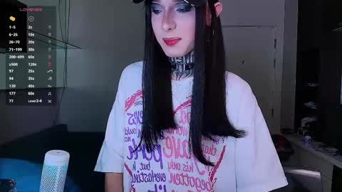 Snapshot of kristinaholland chatting on February 18, 8:36 pm kristina online show from February 18, 8:36 pm